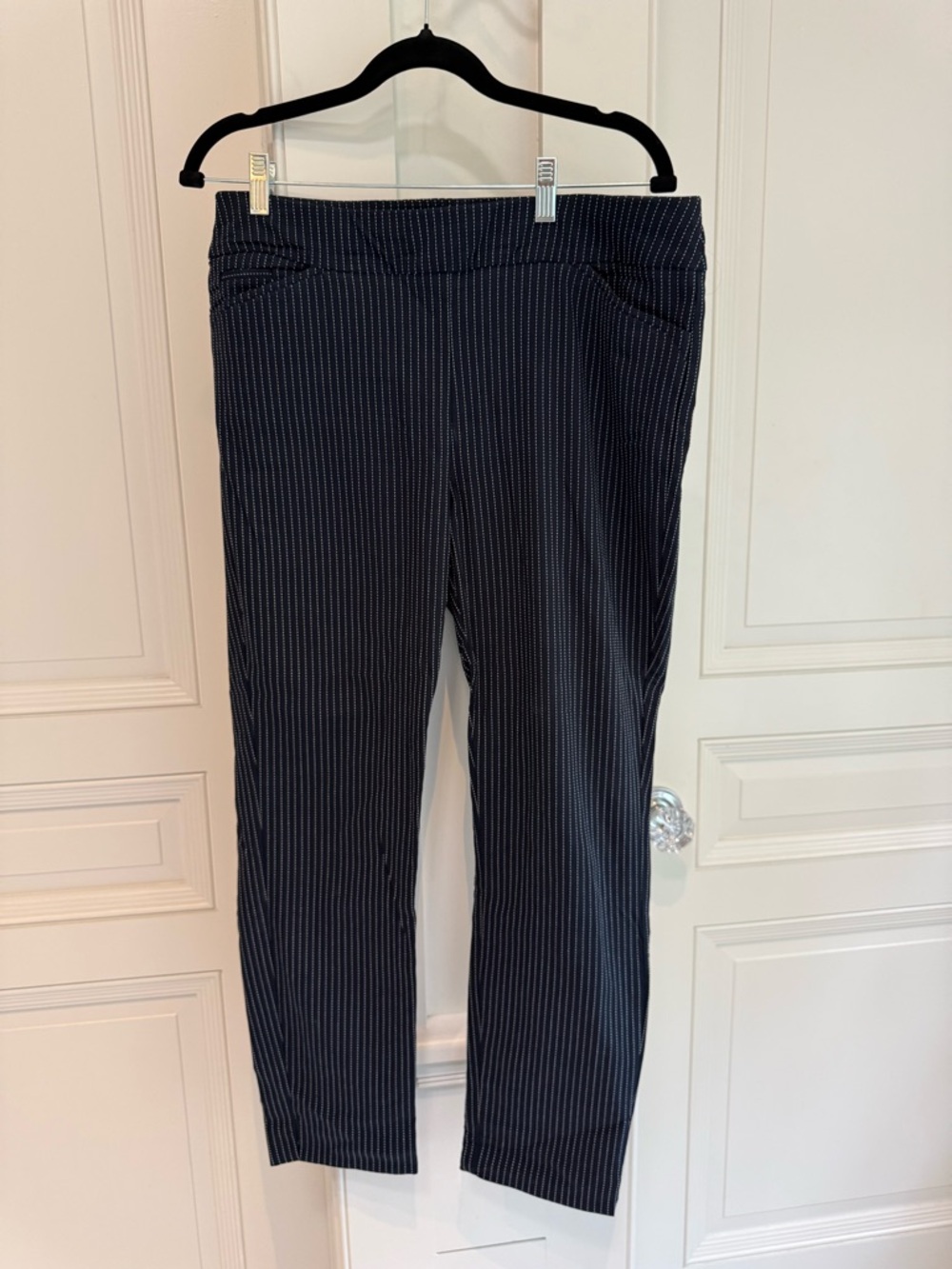 Chicos Navy Pinstripe Dress Pants size 2 (12)